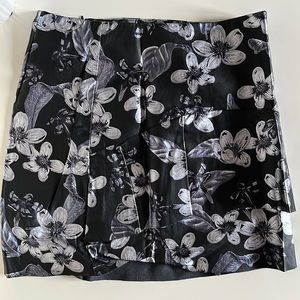 Metallic floral print skirt